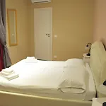 Oda ve Kahvaltı Il Terrazzino Sulla Cattedrale 4*